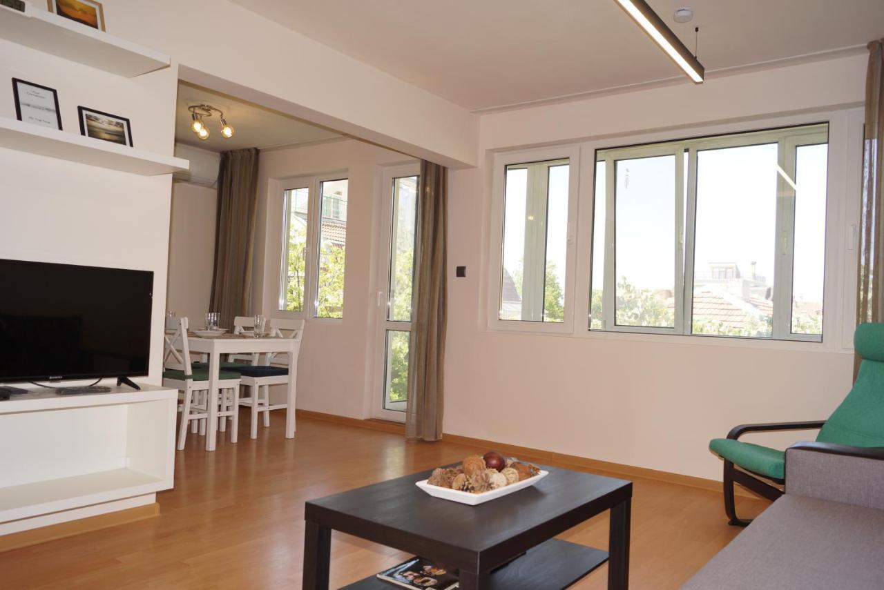 Spacious 2Bdr - Free Parking - Walk Everywhere - 300 Mbps Wifi Varna ภายนอก รูปภาพ