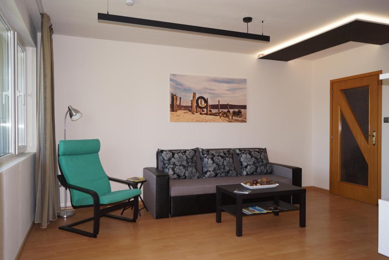 Spacious 2Bdr - Free Parking - Walk Everywhere - 300 Mbps Wifi Varna ภายนอก รูปภาพ